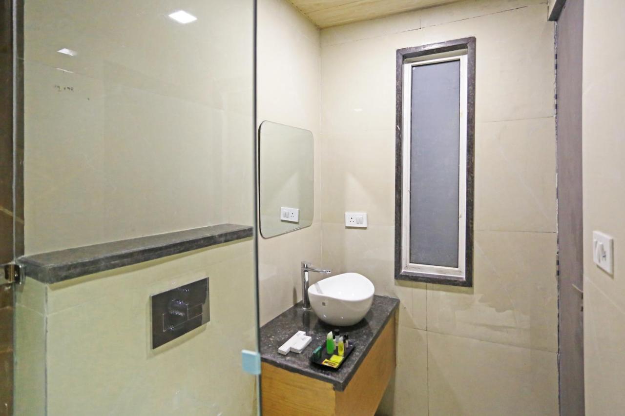 Hotel Apple Villa - Near Delhi Airport With Free Airport Transsfer New Delhi Eksteriør billede