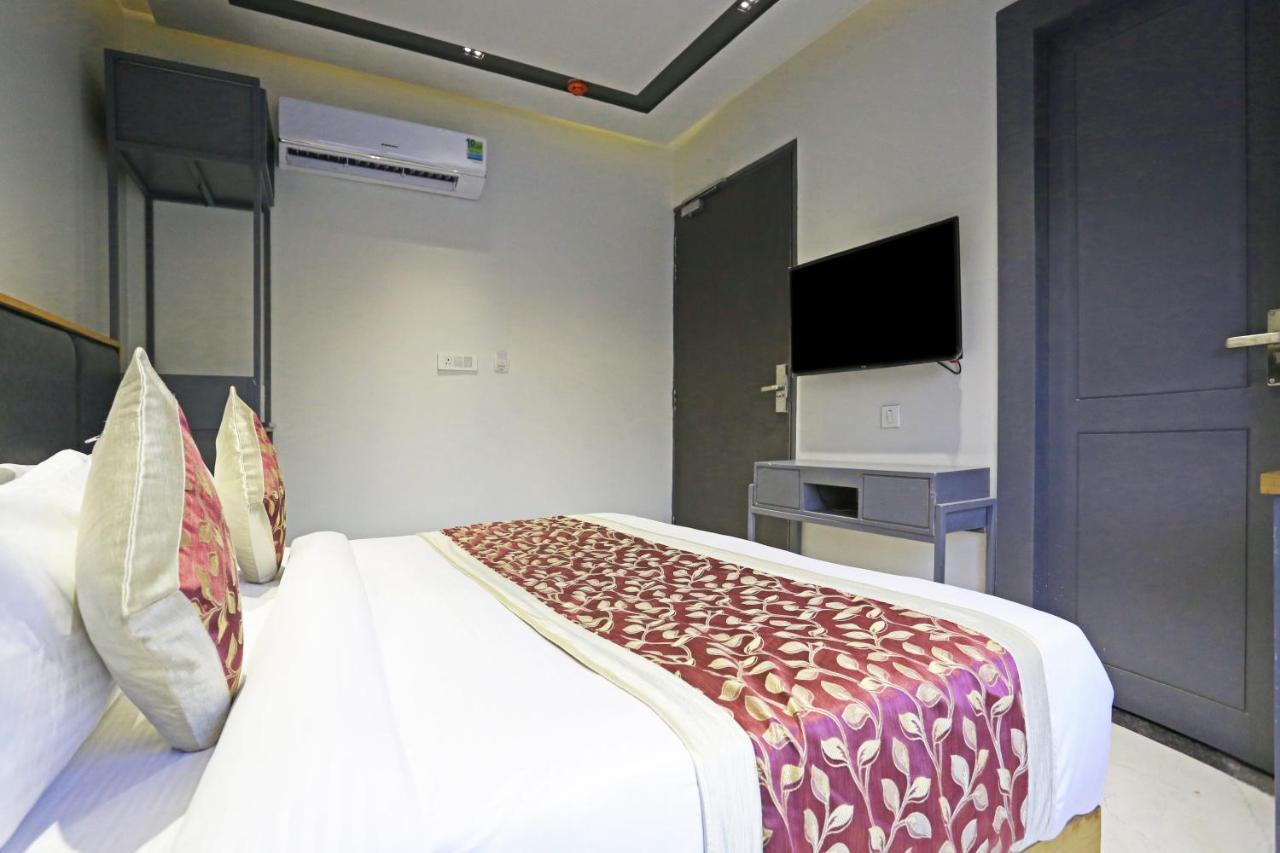 Hotel Apple Villa - Near Delhi Airport With Free Airport Transsfer New Delhi Eksteriør billede