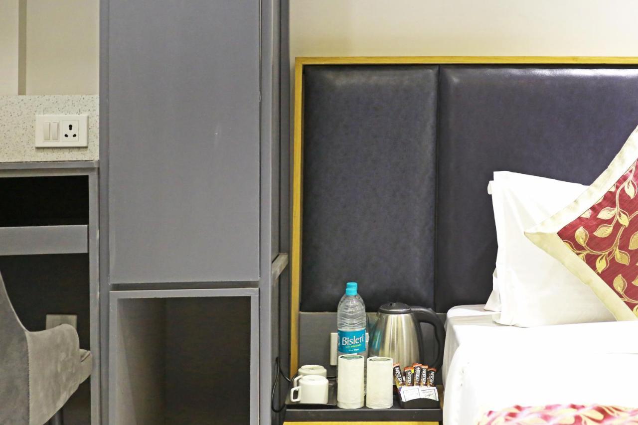 Hotel Apple Villa - Near Delhi Airport With Free Airport Transsfer New Delhi Eksteriør billede